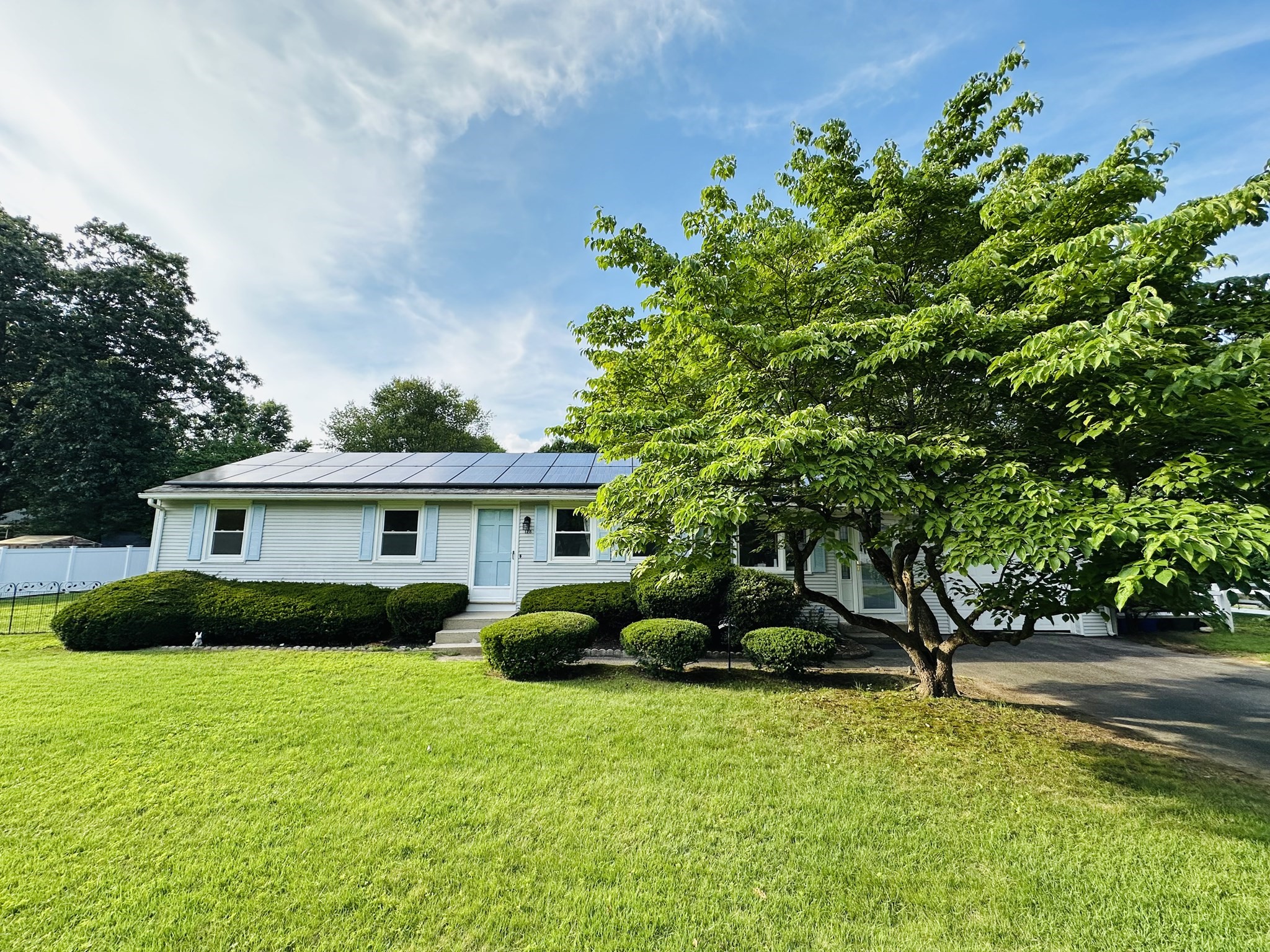 128 Sherwood Rd, Springfield, MA 01119 - Image 5