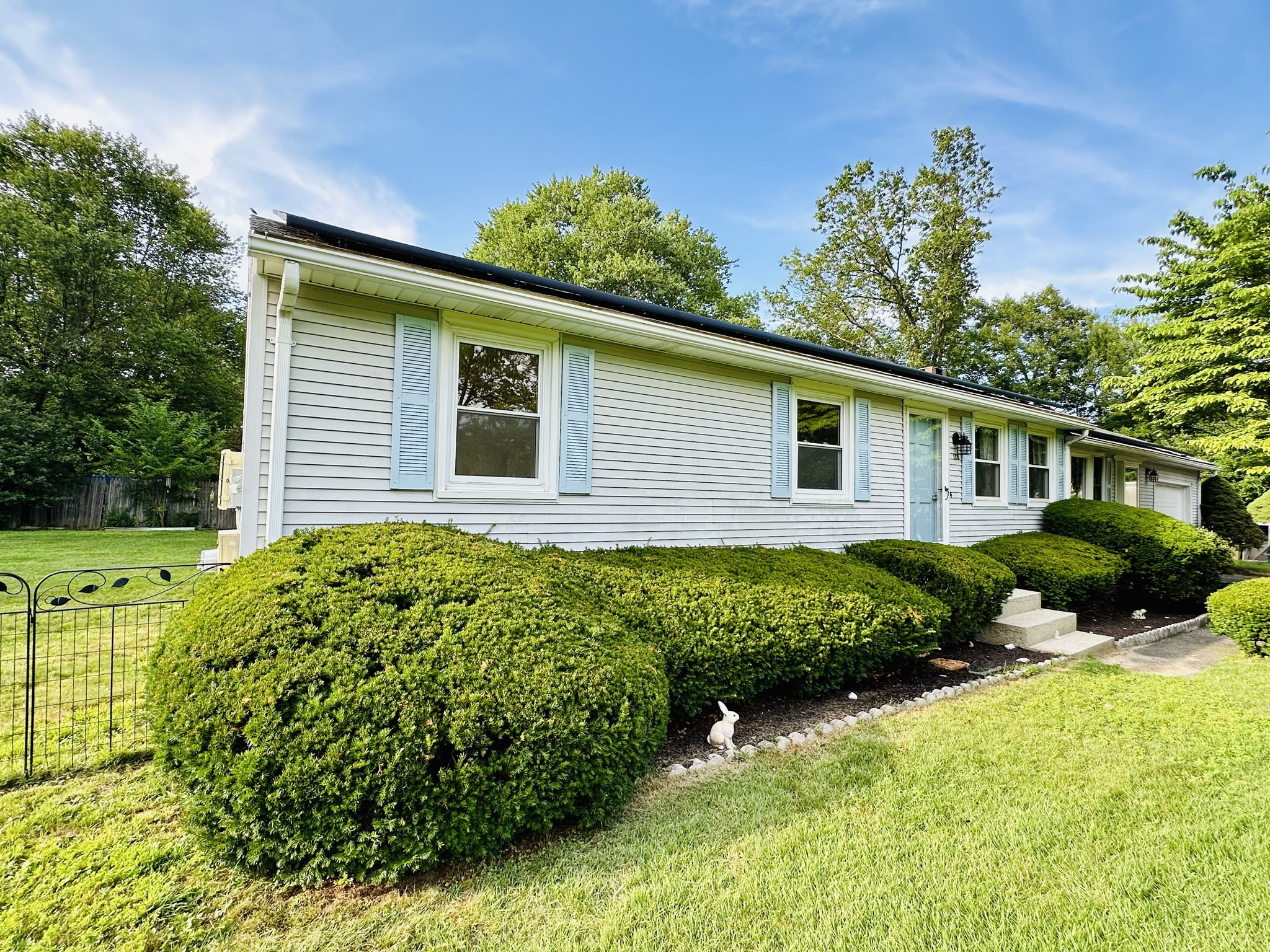 128 Sherwood Rd, Springfield, MA 01119 - Image 6