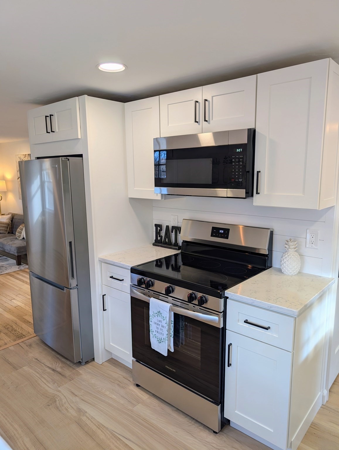 52 Harrison Ave, Auburn, MA 01501 - Image 11