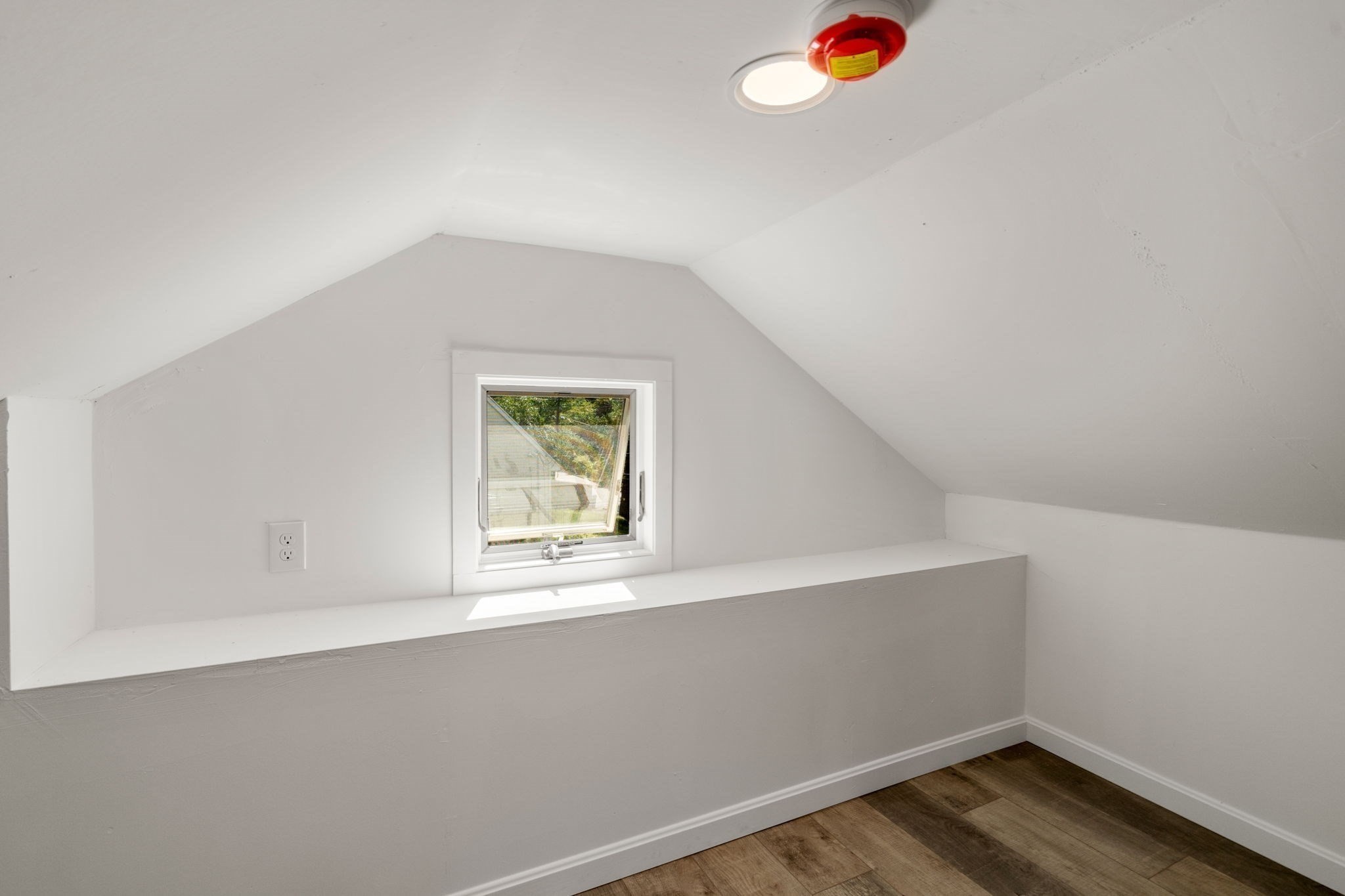 52 Harrison Ave, Auburn, MA 01501 - Image 18