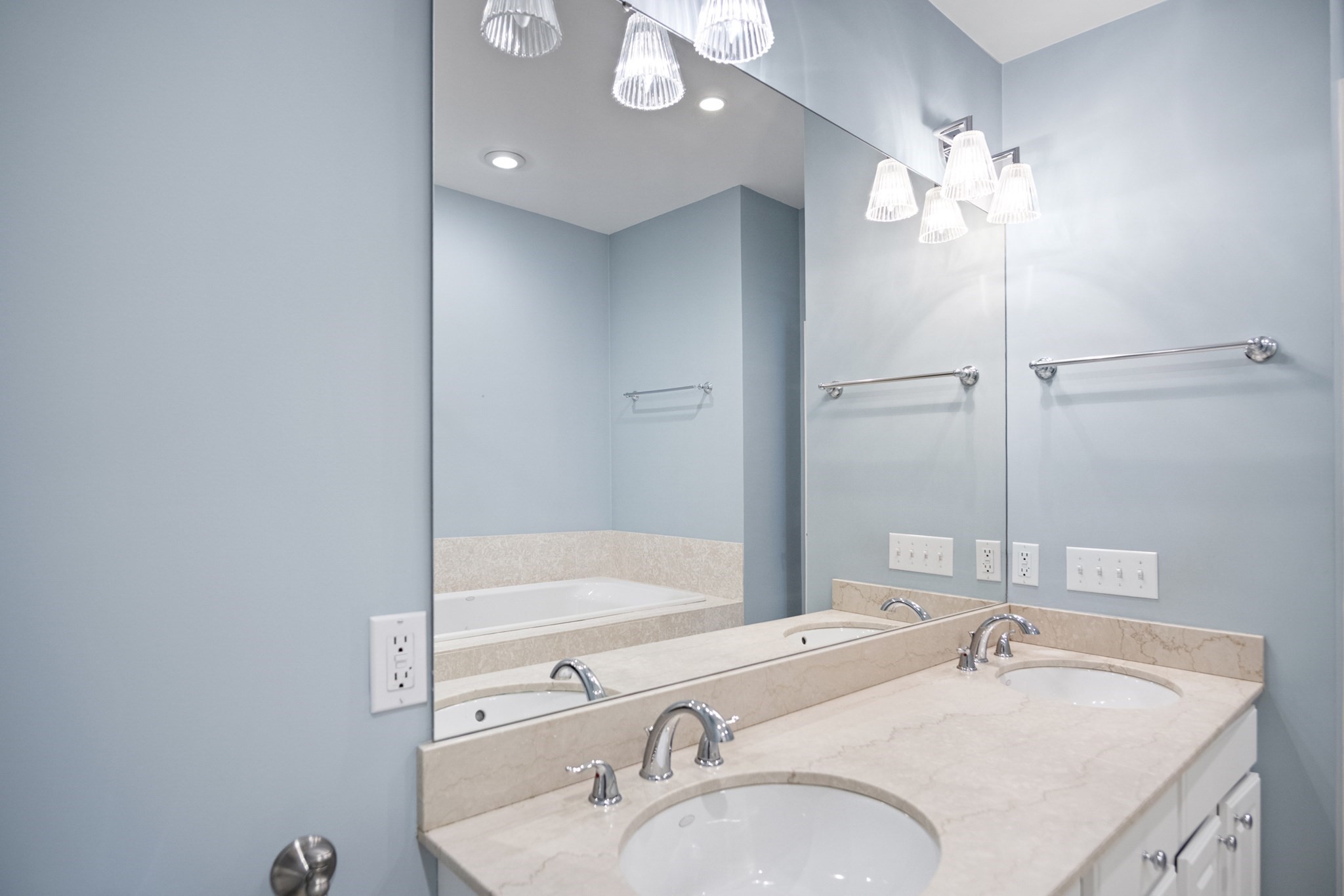 141 Johnson Woods Drive Unit 141, Reading, MA 01867 - Image 17