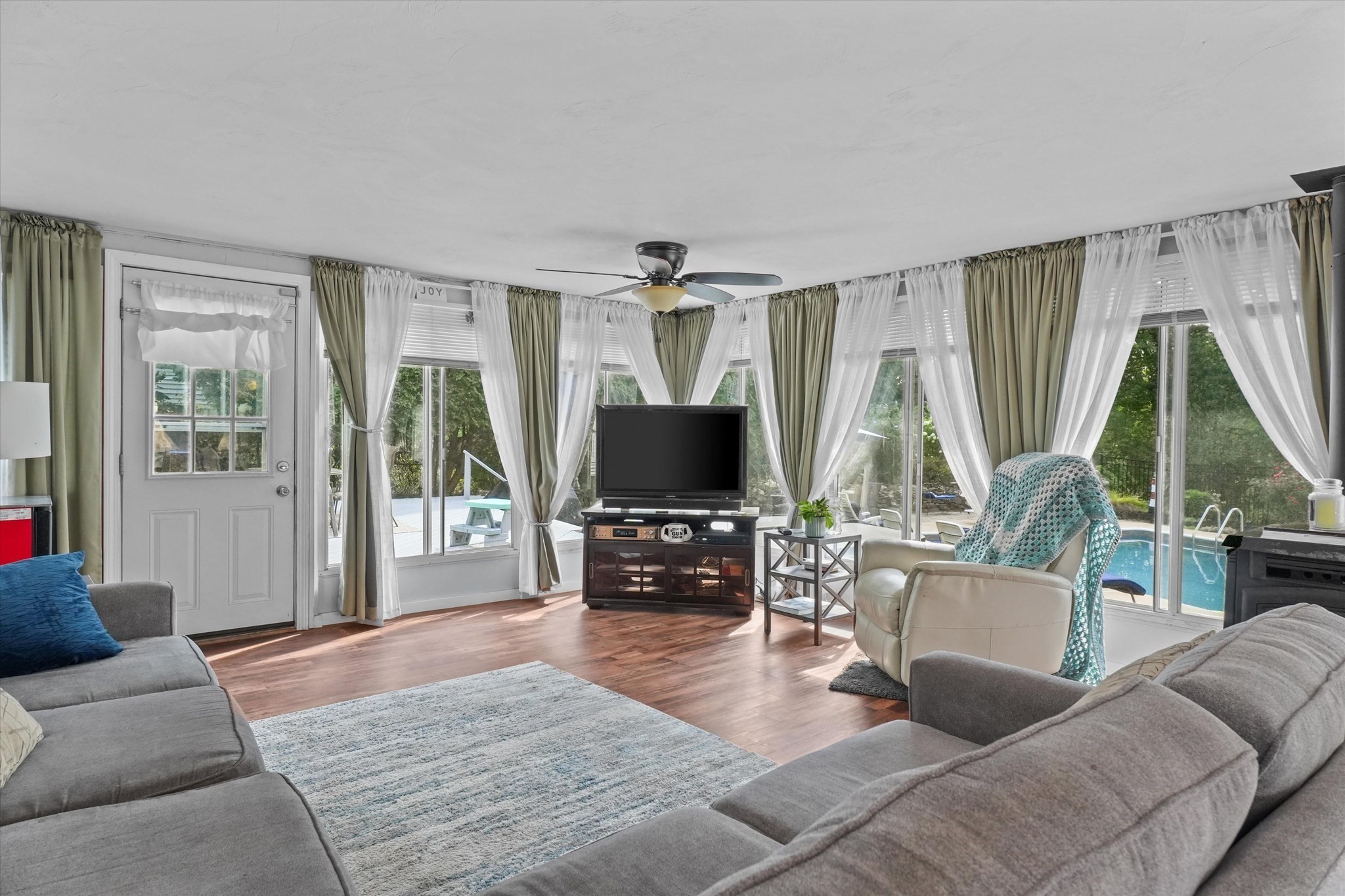 1084 Main St, Leominster, MA 01453 - Image 27