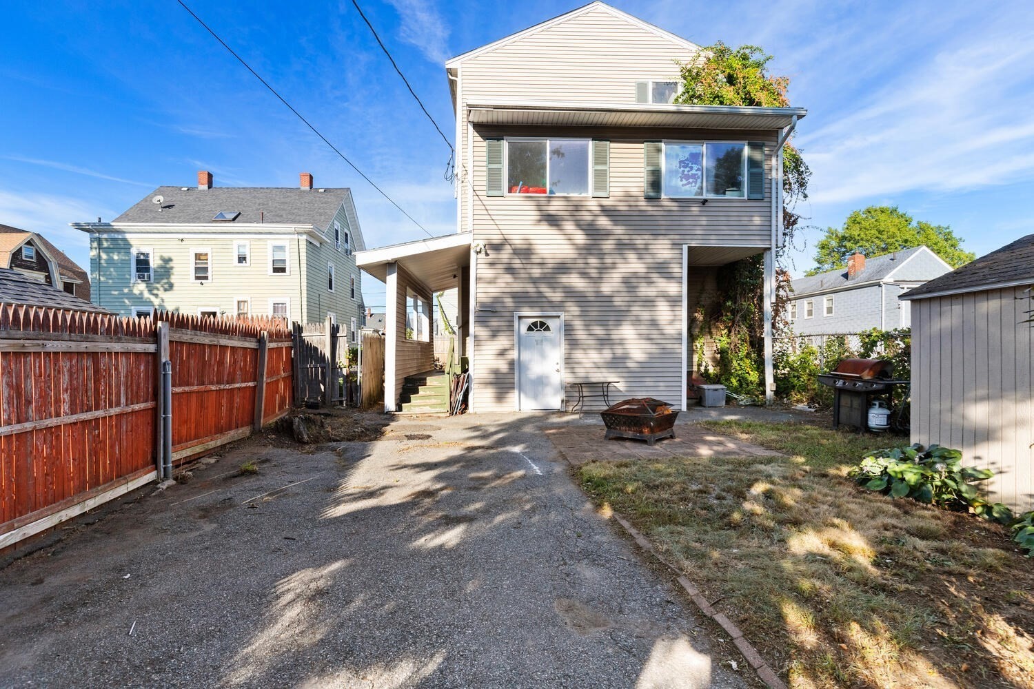 14 Jewetts Ct, Lynn, MA 01902