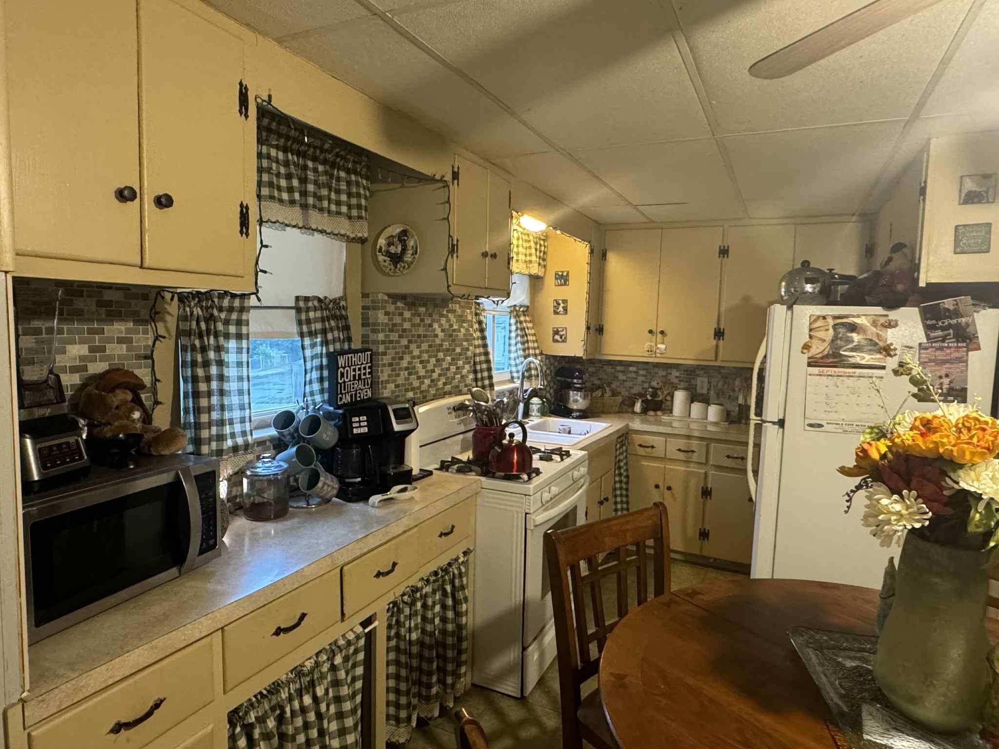 539 Aetna St, Fall River, MA 02721 - Image 9