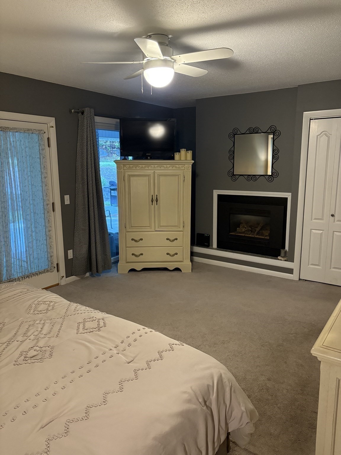 321 Westerly Cr, Ludlow, MA 01056 - Image 12