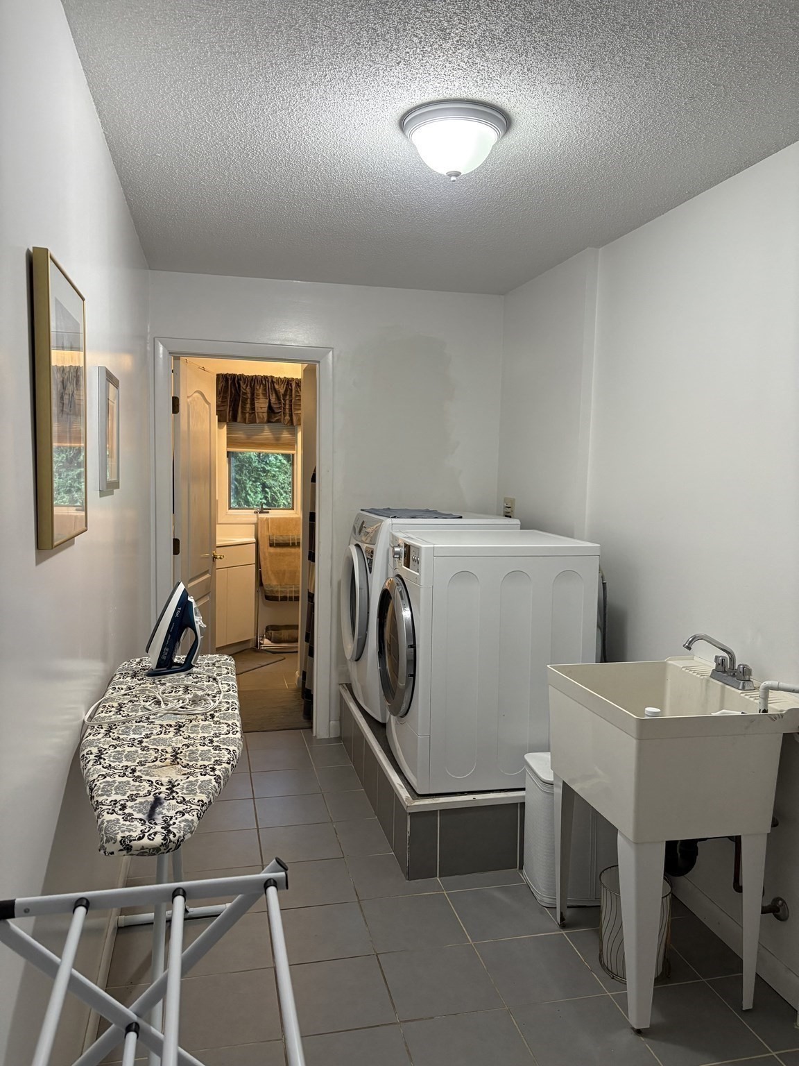 321 Westerly Cr, Ludlow, MA 01056 - Image 8