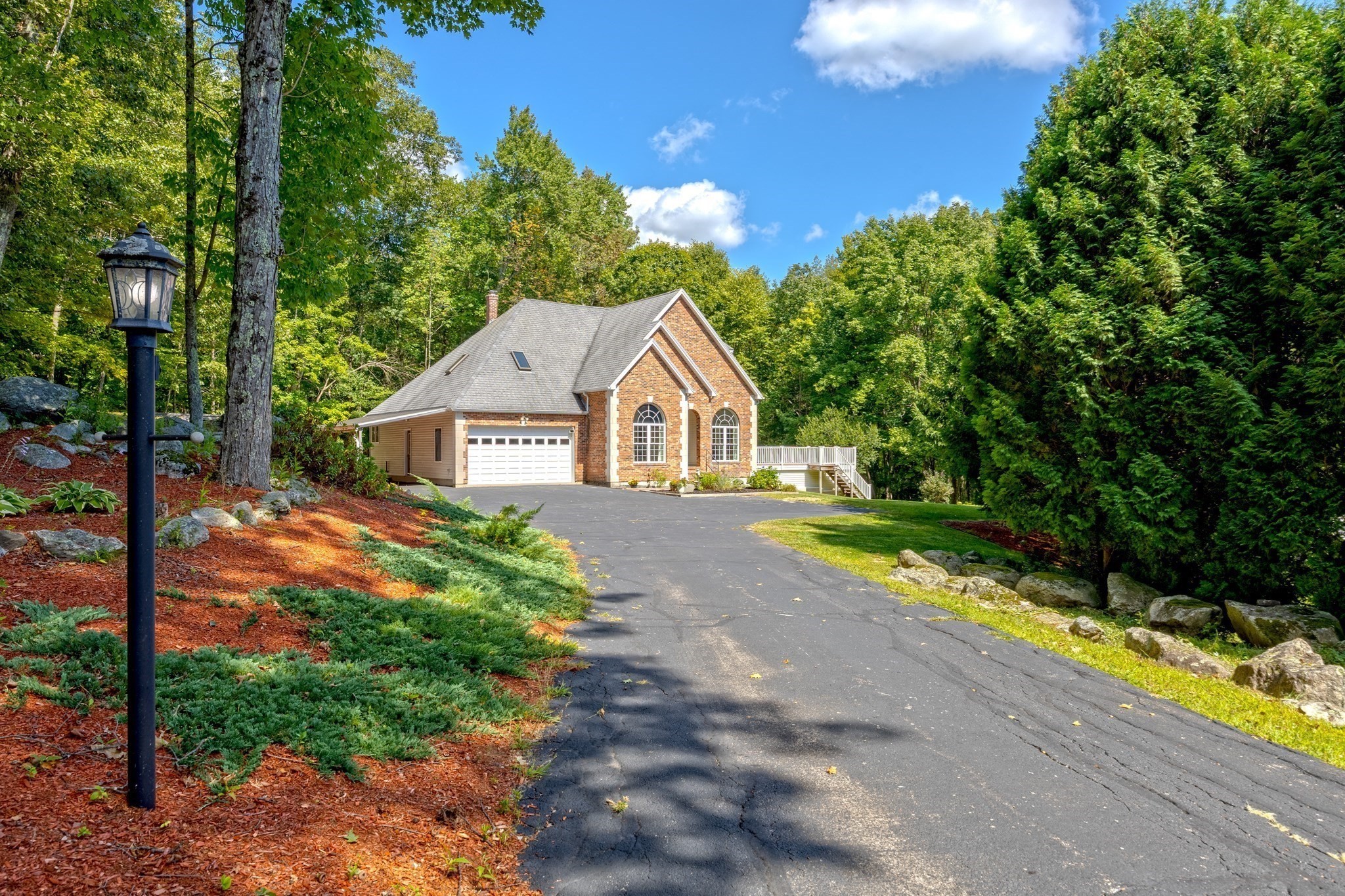 3 Flagg Dr, Leicester, MA 01524 - Image 2