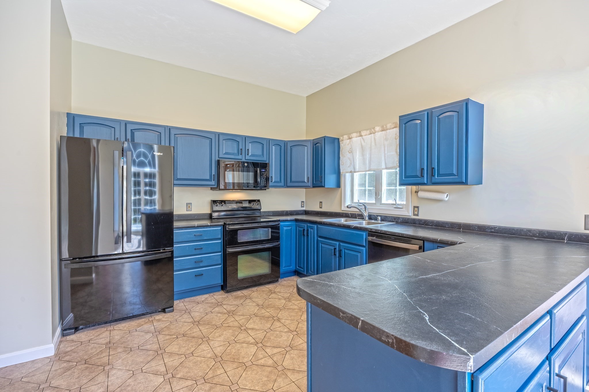 3 Flagg Dr, Leicester, MA 01524 - Image 21