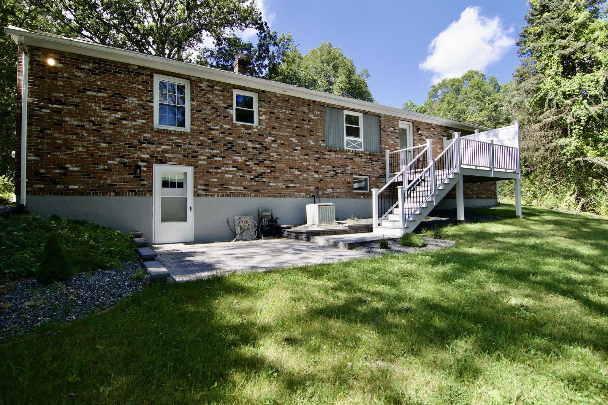 12 Dwight Street, Hatfield, MA 01038 - Image 3