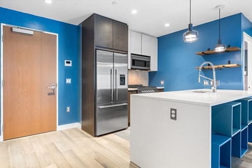 375 Canal St, Apt 1103