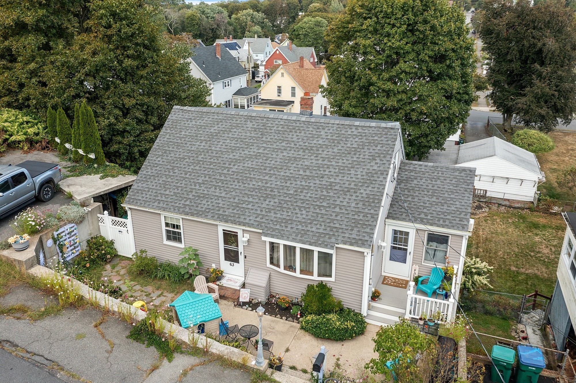 63 Sylvia St, Lynn, MA 01904