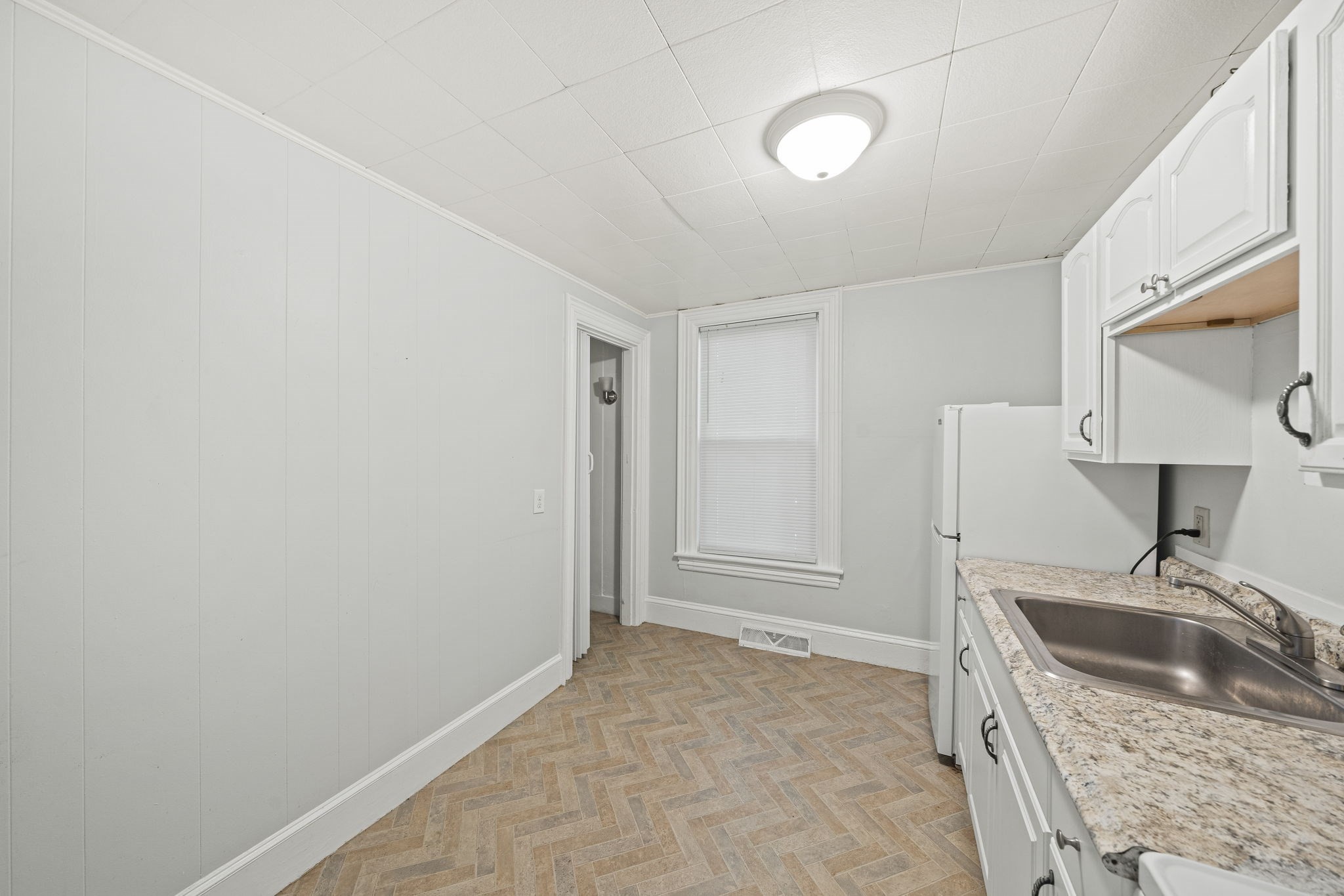 152 S Franklin St, Holbrook, MA 02343 - Image 30