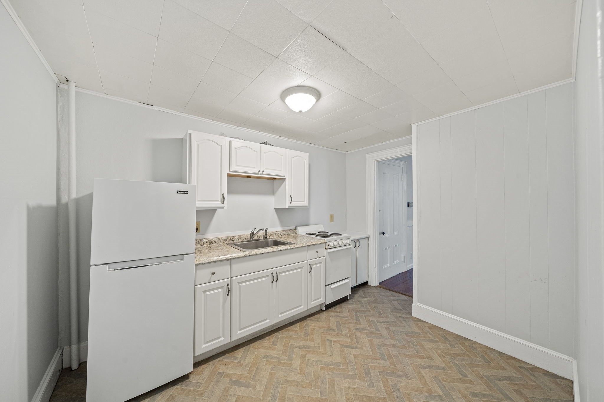152 S Franklin St, Holbrook, MA 02343 - Image 32