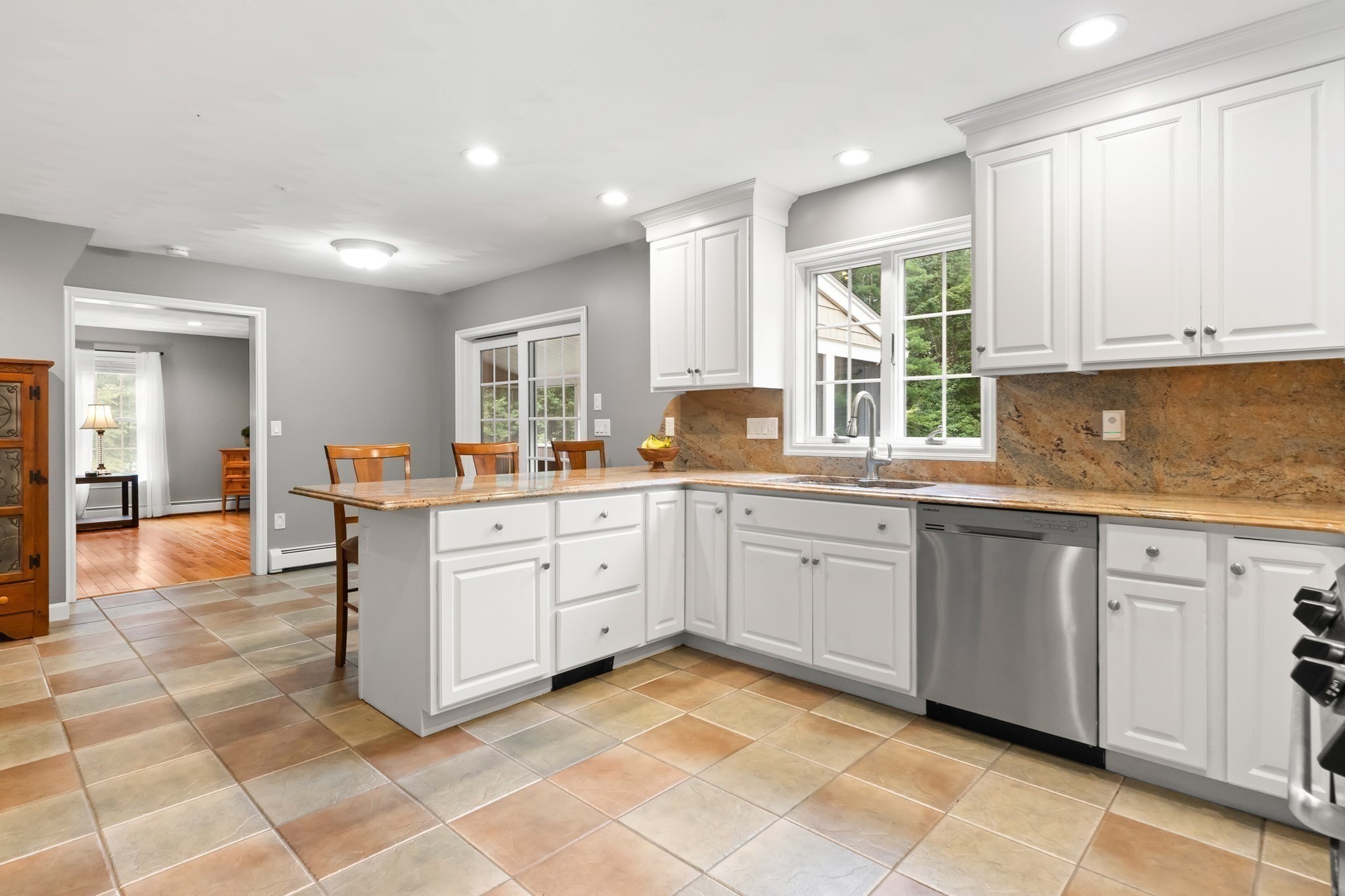 17 Sawmill Ridge, Haverhill, MA 01832 - Image 9