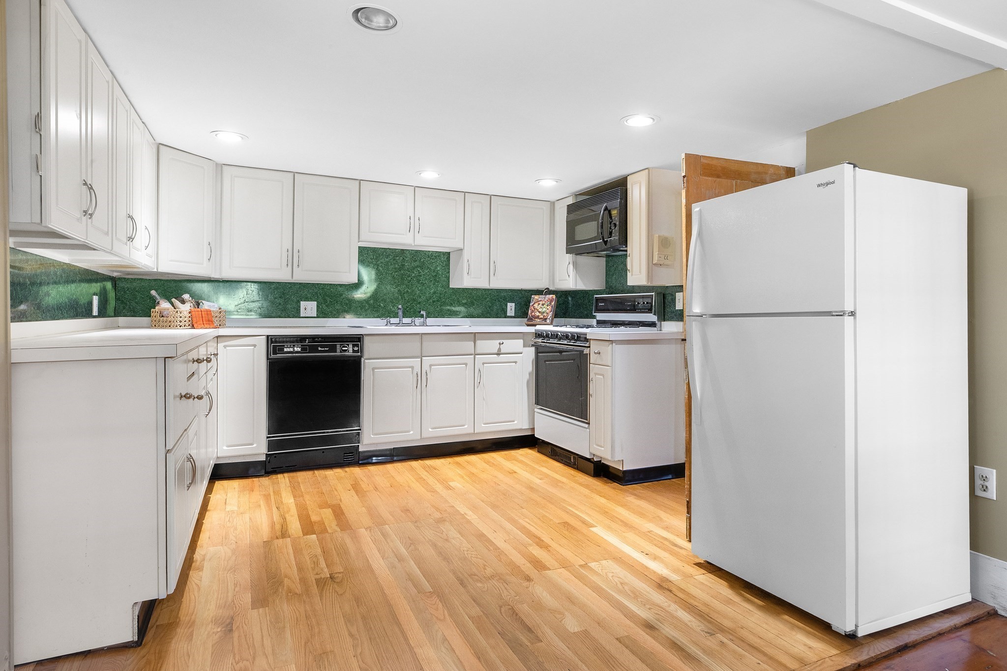 16 Elm Street, Ipswich, MA 01938 - Image 13