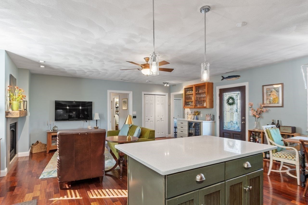 158 Lowell Unit 4, Peabody, MA 01960 - Image 12