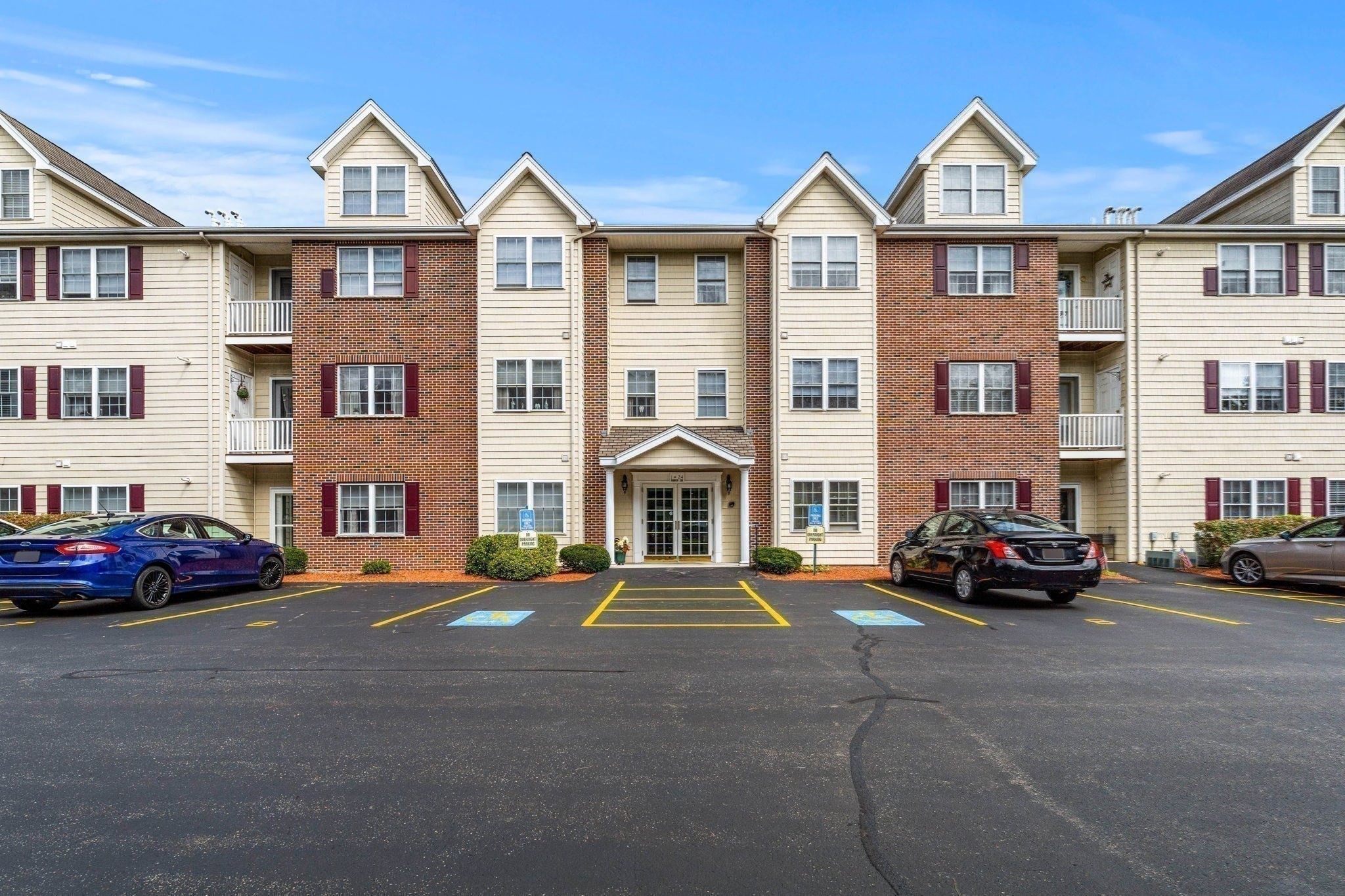 16 Eagle Drive Unit 16, Tewksbury, MA 01876 - Image 17