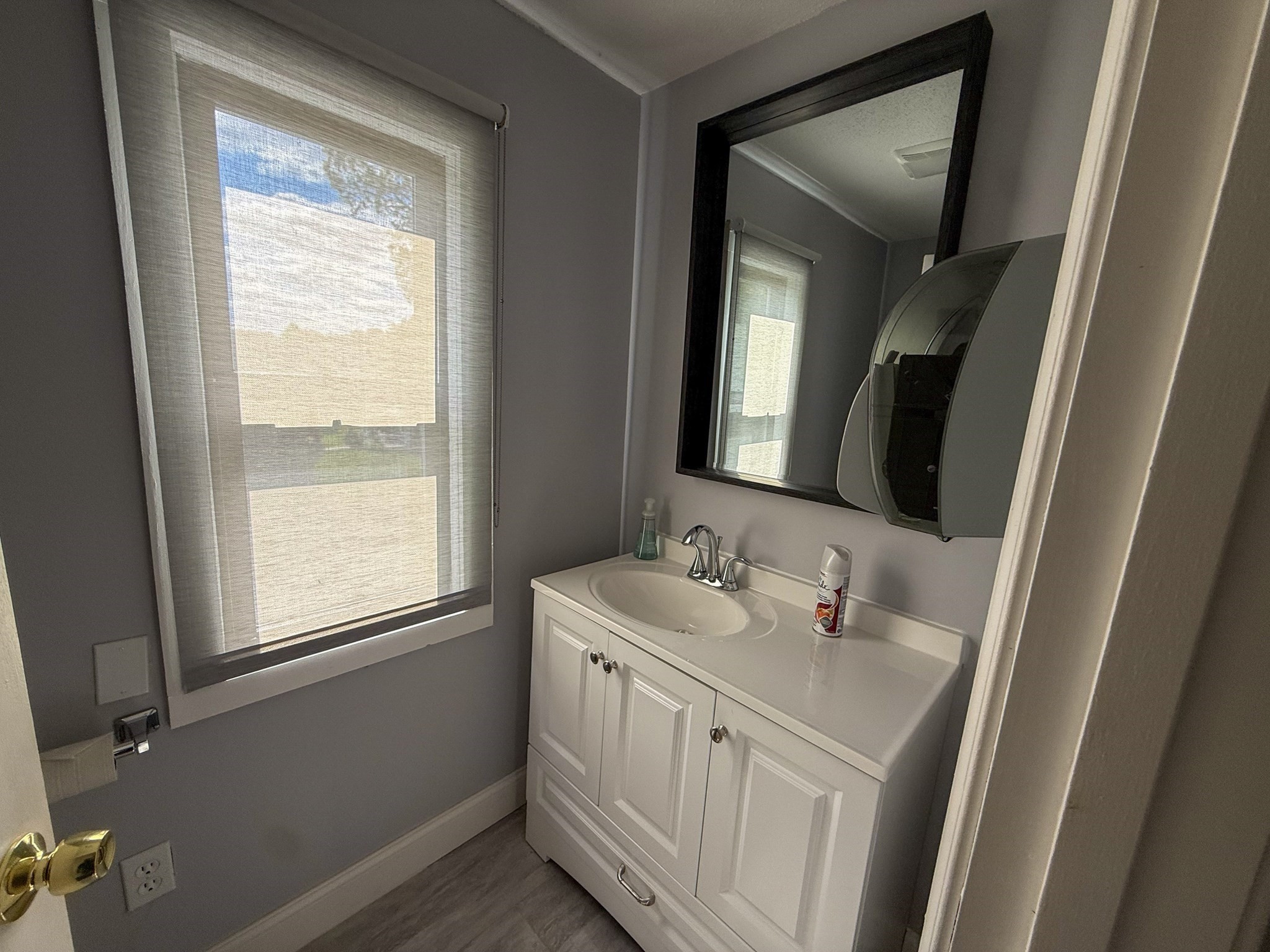 859 Washignton Unit 4, Easton, MA 02375 - Image 2