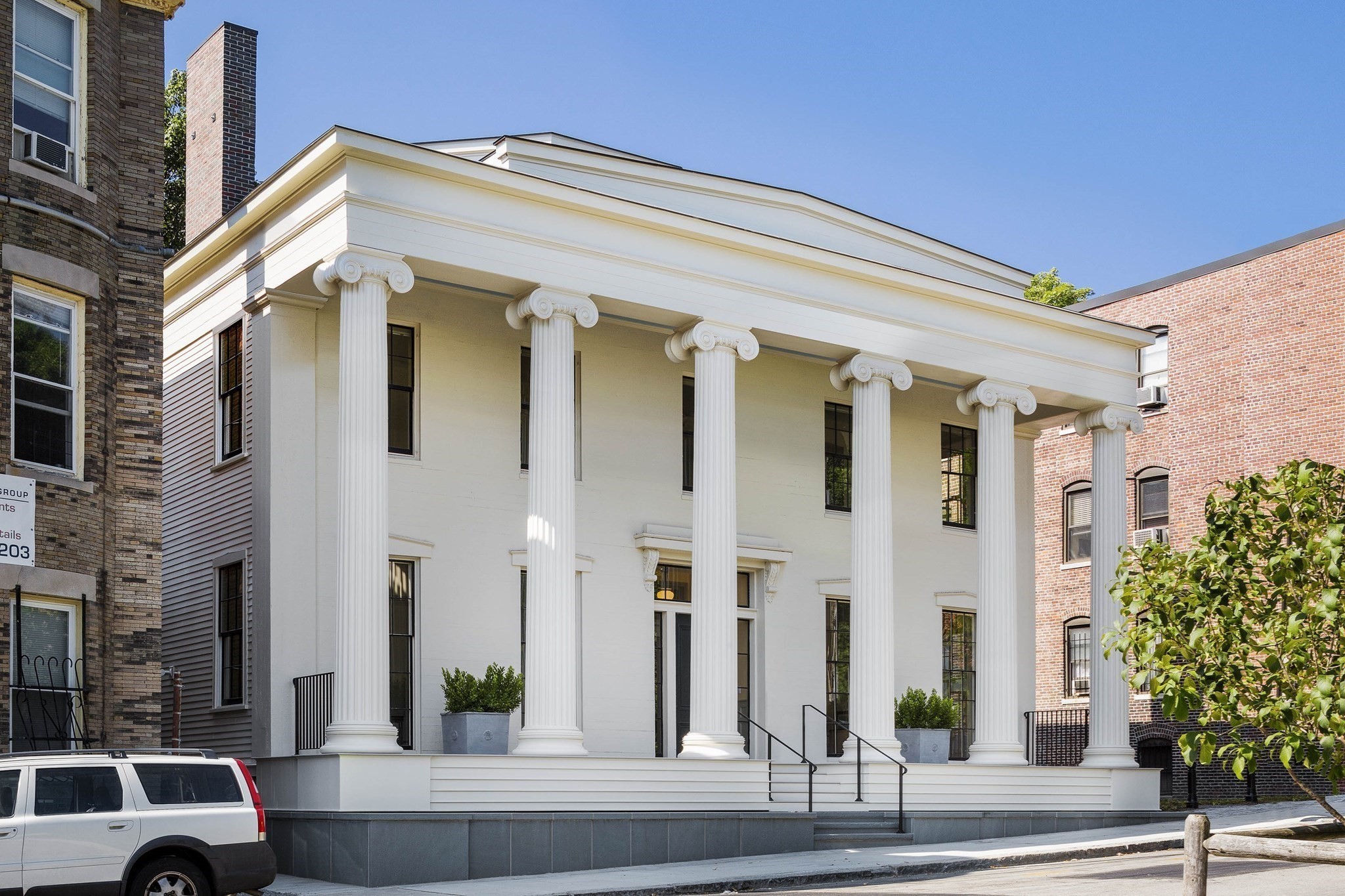 10 Linwood Street, Fort Hill, Boston, MA 02119 - Image 2