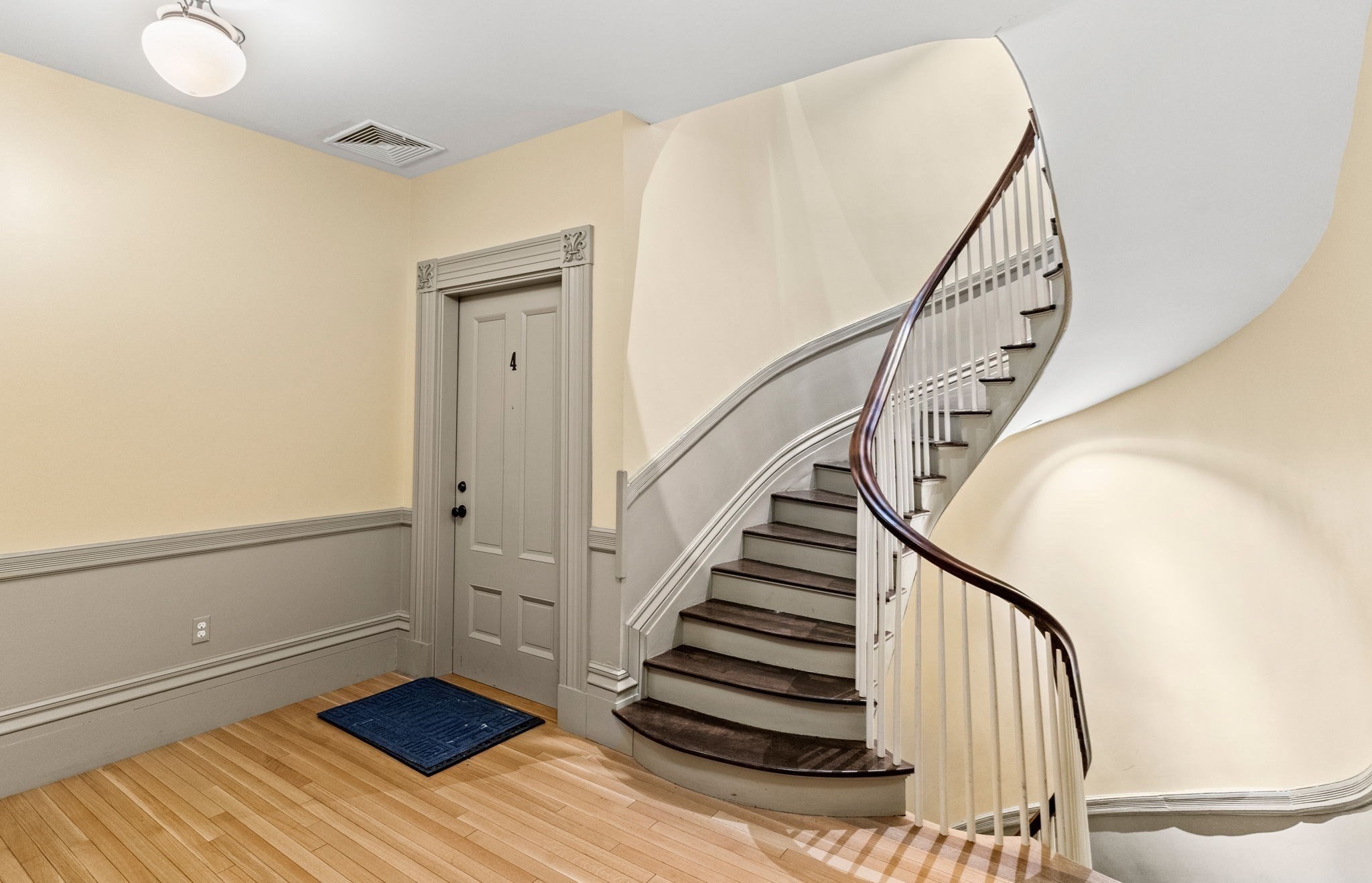 10 Linwood Street, Fort Hill, Boston, MA 02119 - Image 9