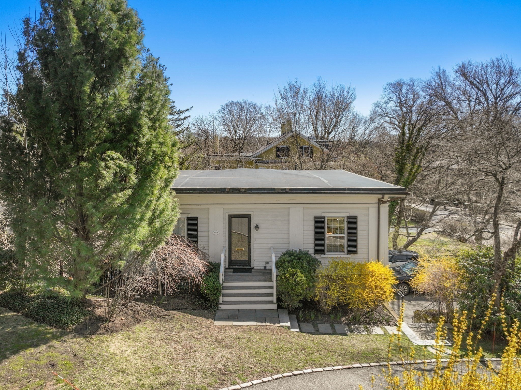 371 Walnut Street, Brookline, MA 02445 - Image 32