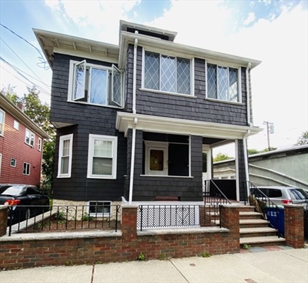 5 Parkdale Street, Apt B