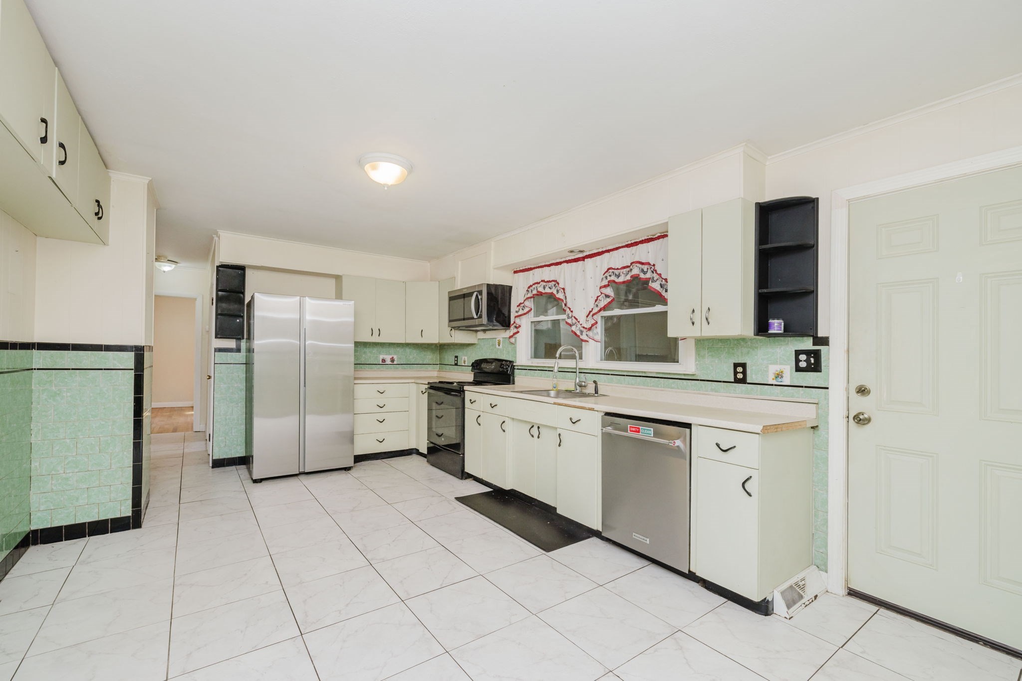 817 State Rd, Westport, MA 02790 - Image 21