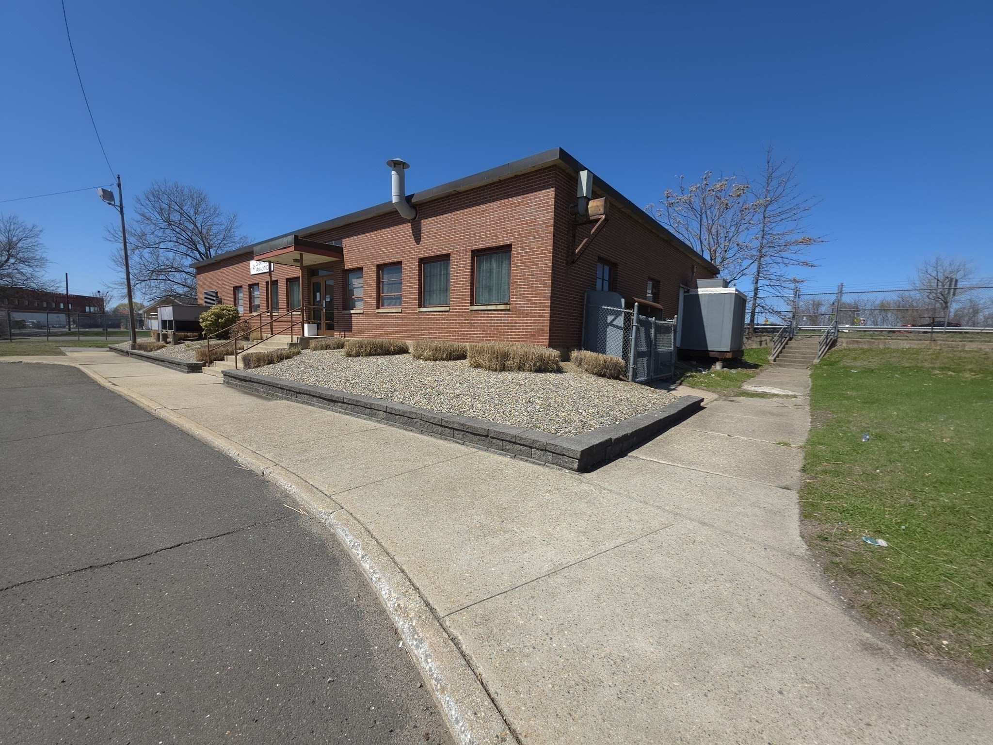 15 Agawam Avenue, West Springfield, MA 01089 - Image 3