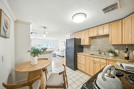 2 Lagrange Street, Apt 4