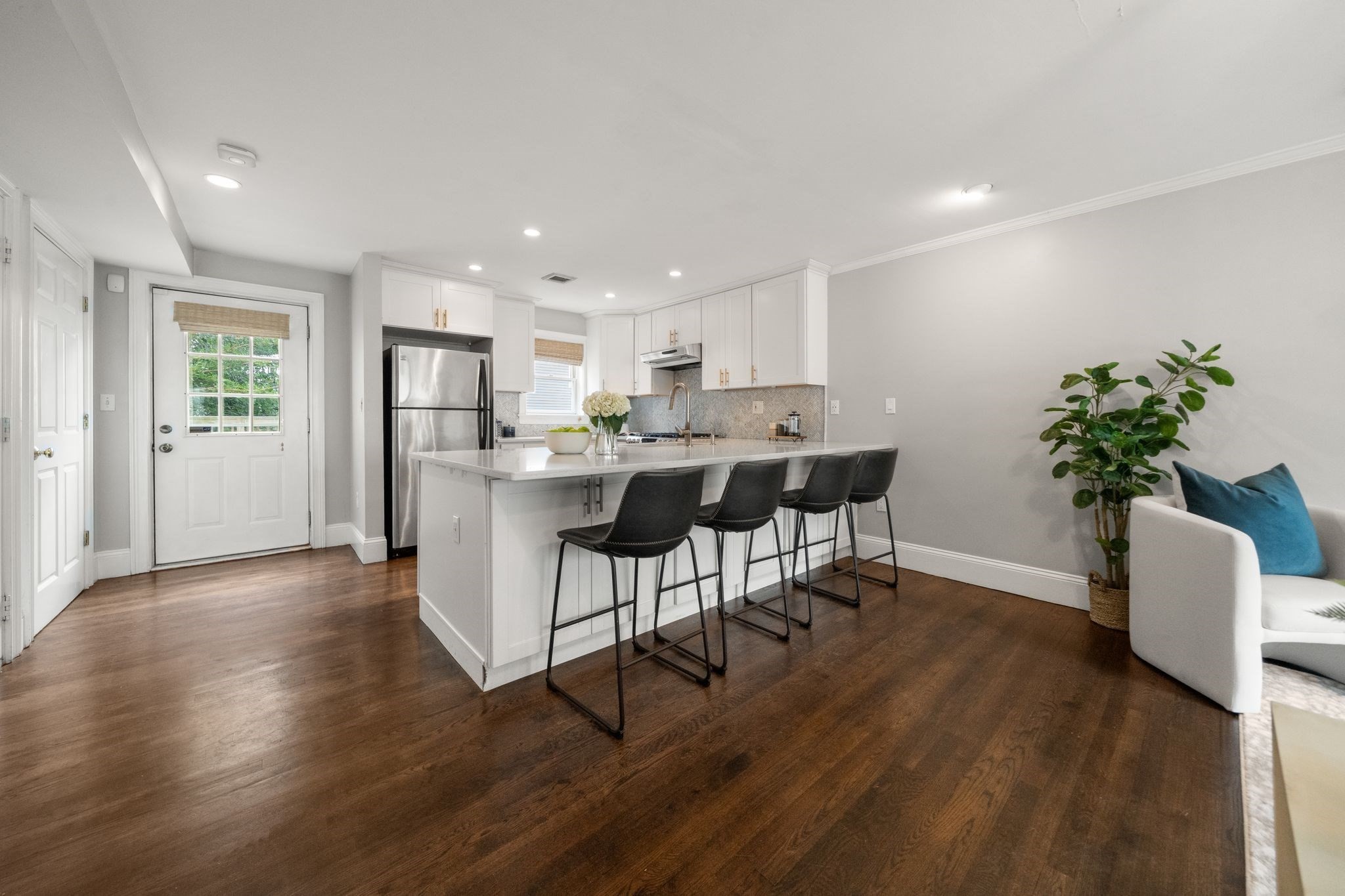 3 Glover Ct Unit 2, South Boston, Boston, MA 02127