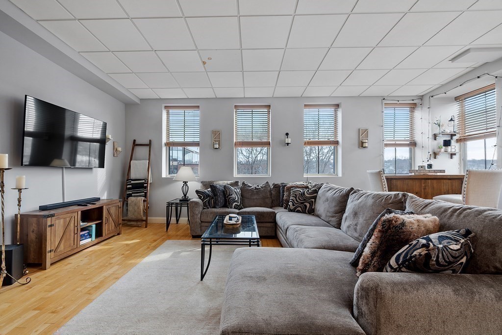 24 Washington St Unit 402, Haverhill, MA 01832 - Image 9