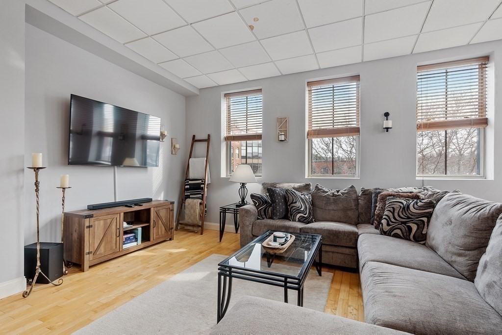 24 Washington St Unit 402, Haverhill, MA 01832 - Image 10