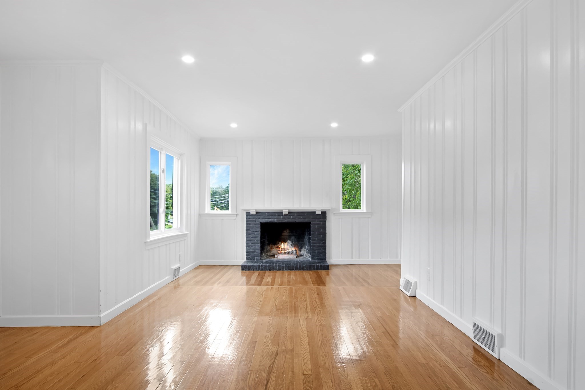 2 Rhode Island Rd, Lakeville, MA 02347 - Image 2