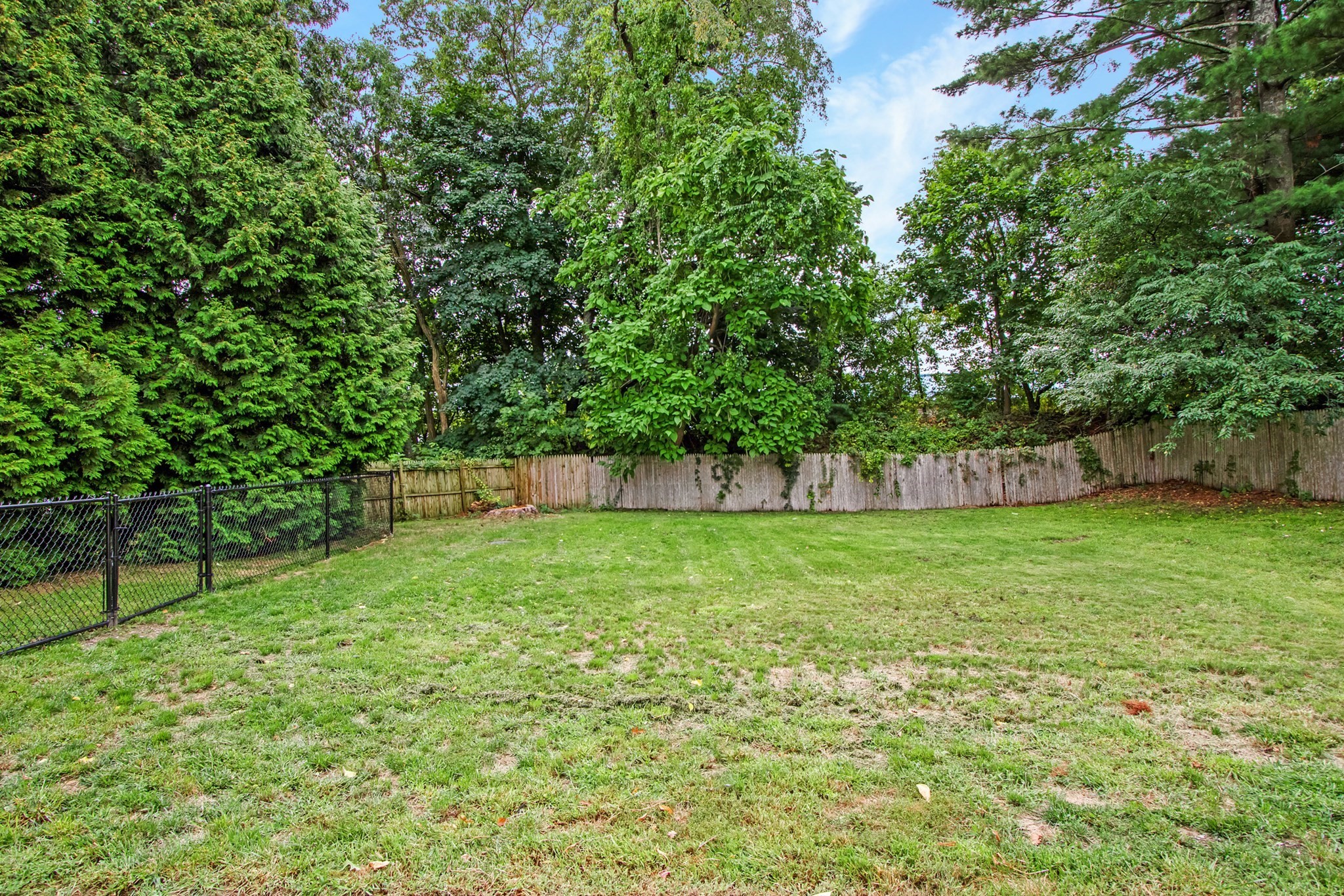 2 Rhode Island Rd, Lakeville, MA 02347 - Image 18