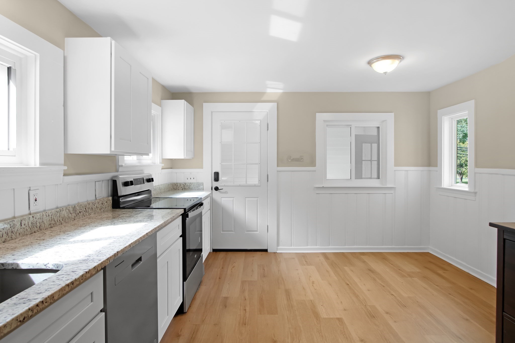 2 Rhode Island Rd, Lakeville, MA 02347 - Image 6