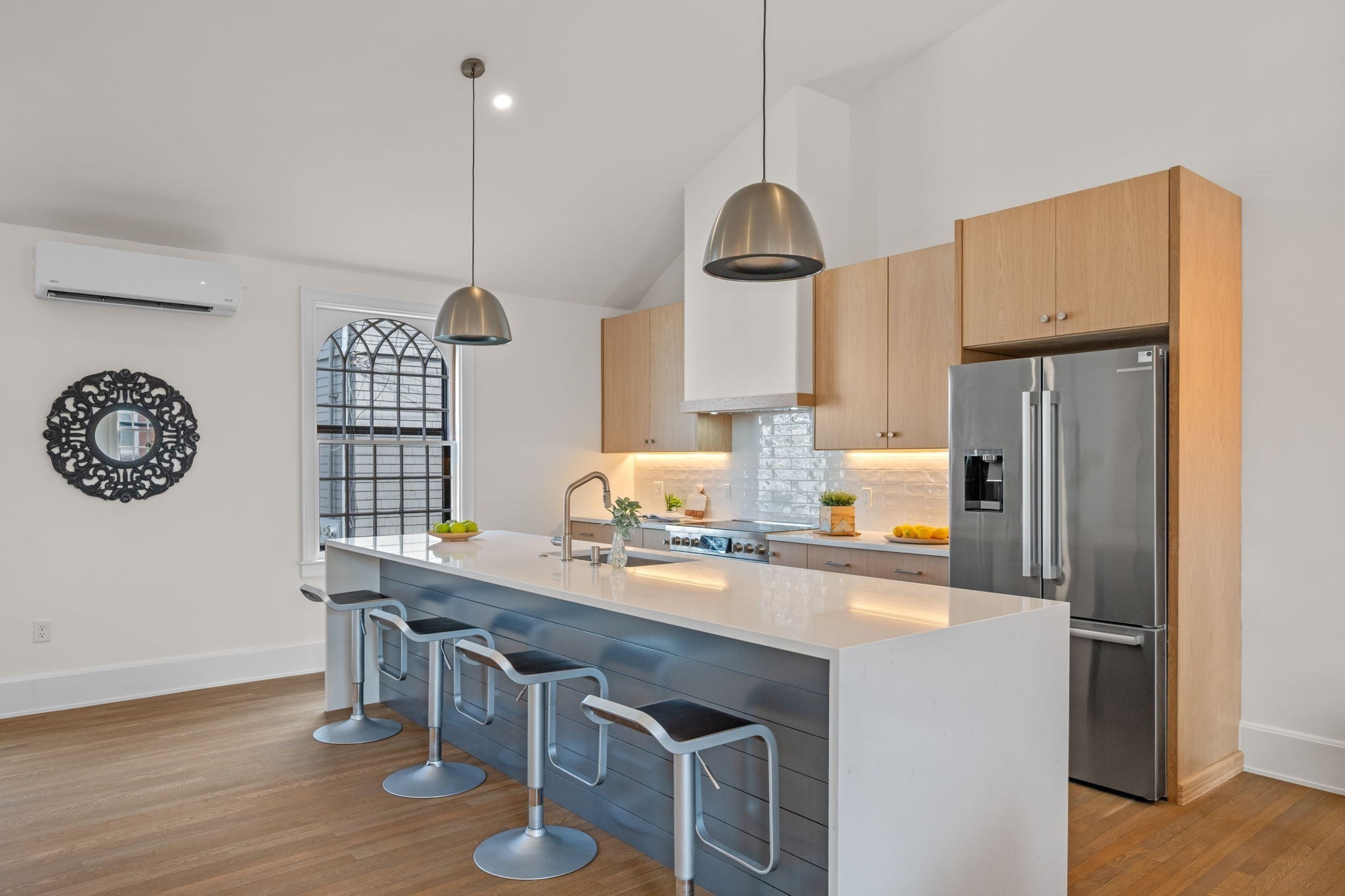 132 Elm Street Unit 132, Marblehead, MA 01945 - Image 2