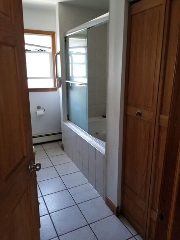 31 Russell St, West Springfield, MA 01089 - Image 4