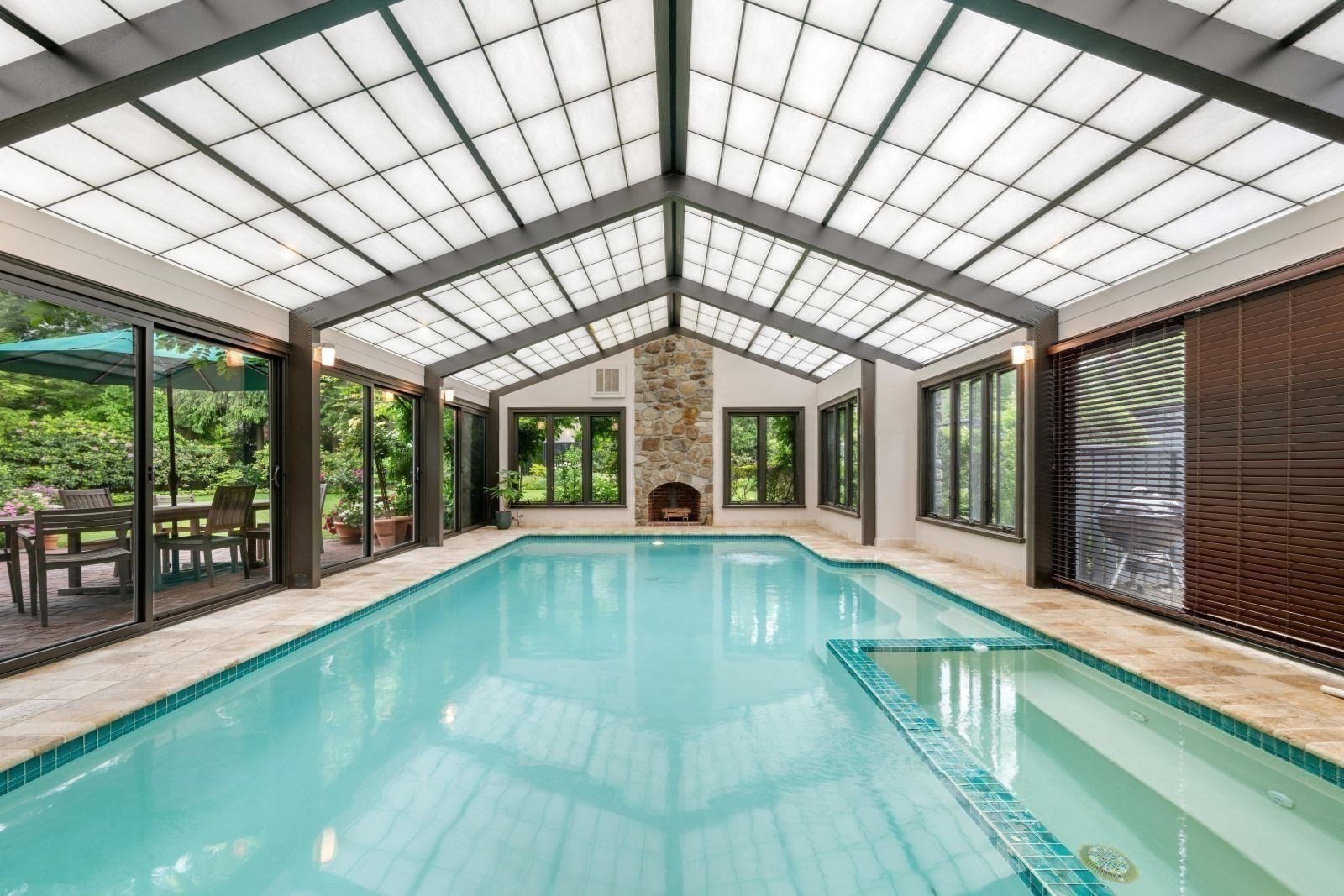 84 Garden St, Cambridge, MA 02138