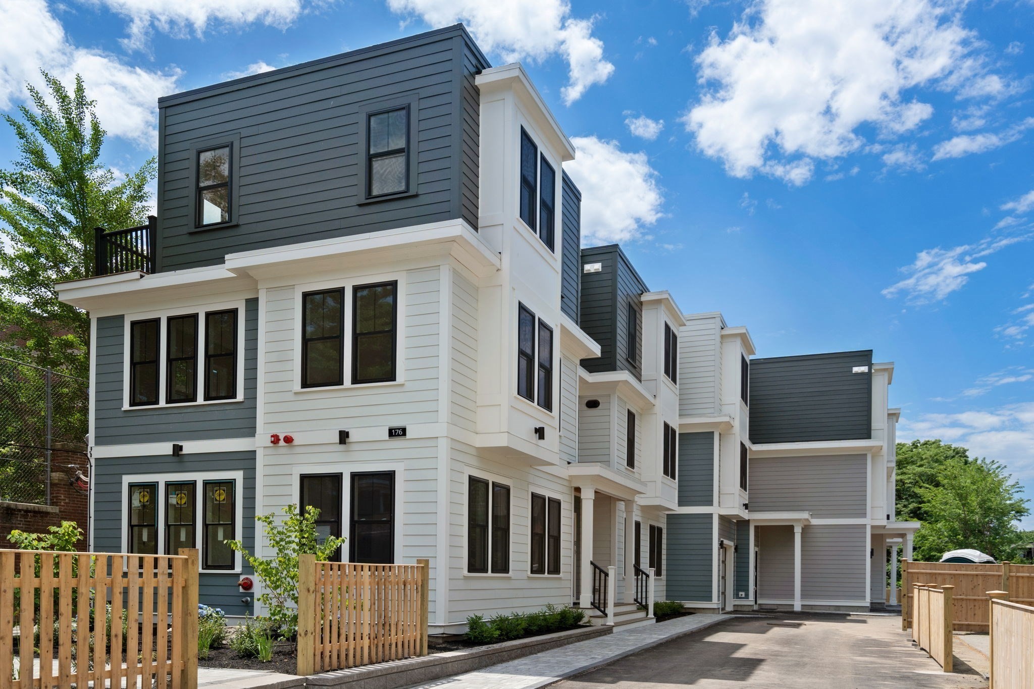 176 School Street Unit C, Jamaica Plain, Boston, MA 02130