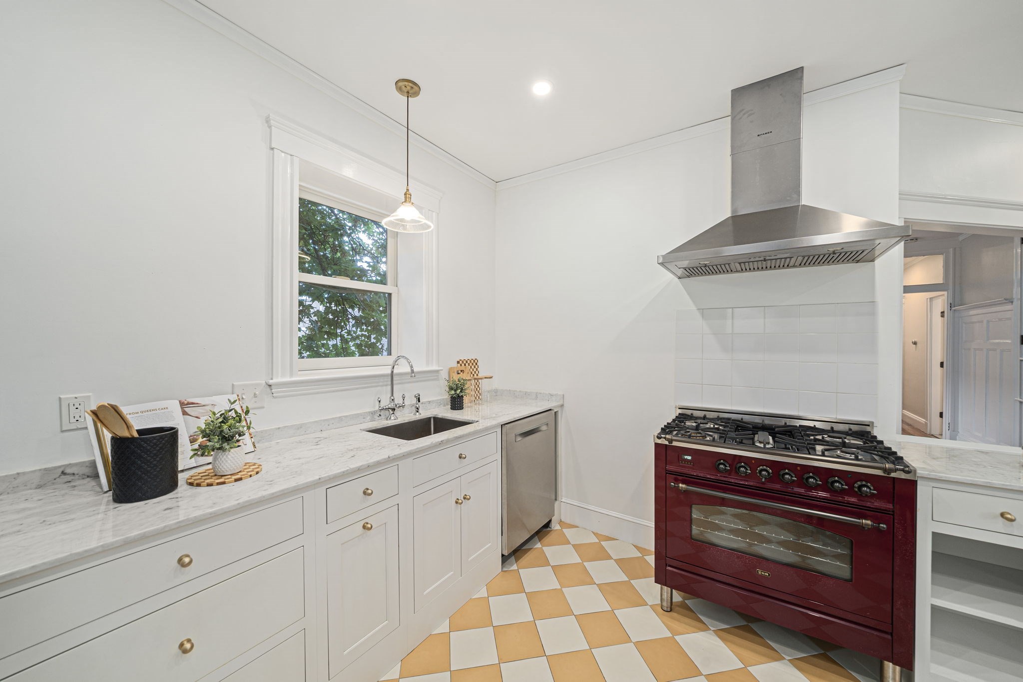 93 Centre Street Unit 2, Brookline, MA 02446 - Image 10