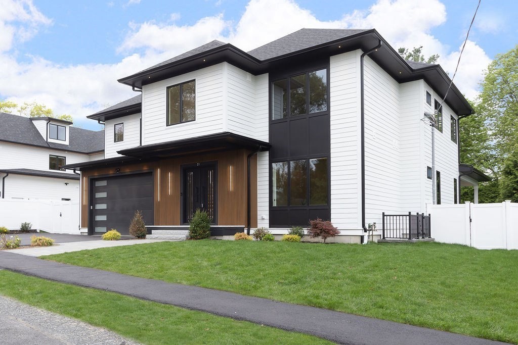 29 Tolman St, Needham, MA 02492 - Image 2