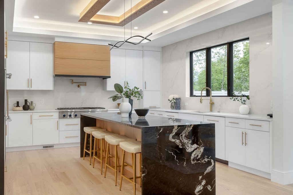 29 Tolman St, Needham, MA 02492 - Image 16