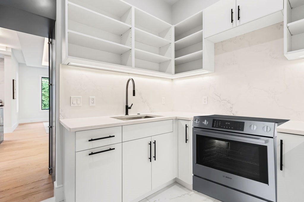 29 Tolman St, Needham, MA 02492 - Image 20