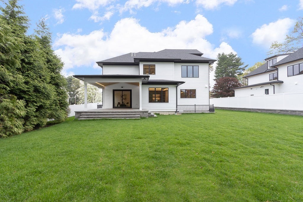 29 Tolman St, Needham, MA 02492 - Image 4