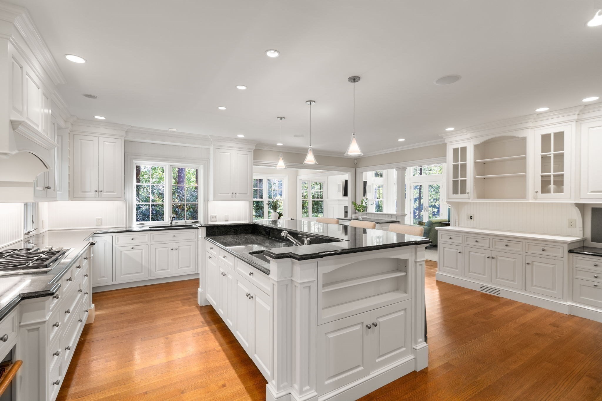 182 Winding River Road, Wellesley, MA 02482 - Image 5