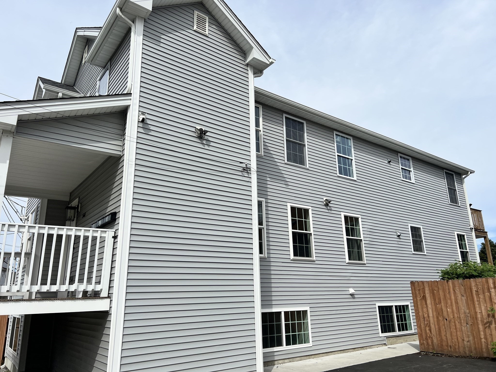 561 Potters Ave, Providence, RI 02907 - Image 3