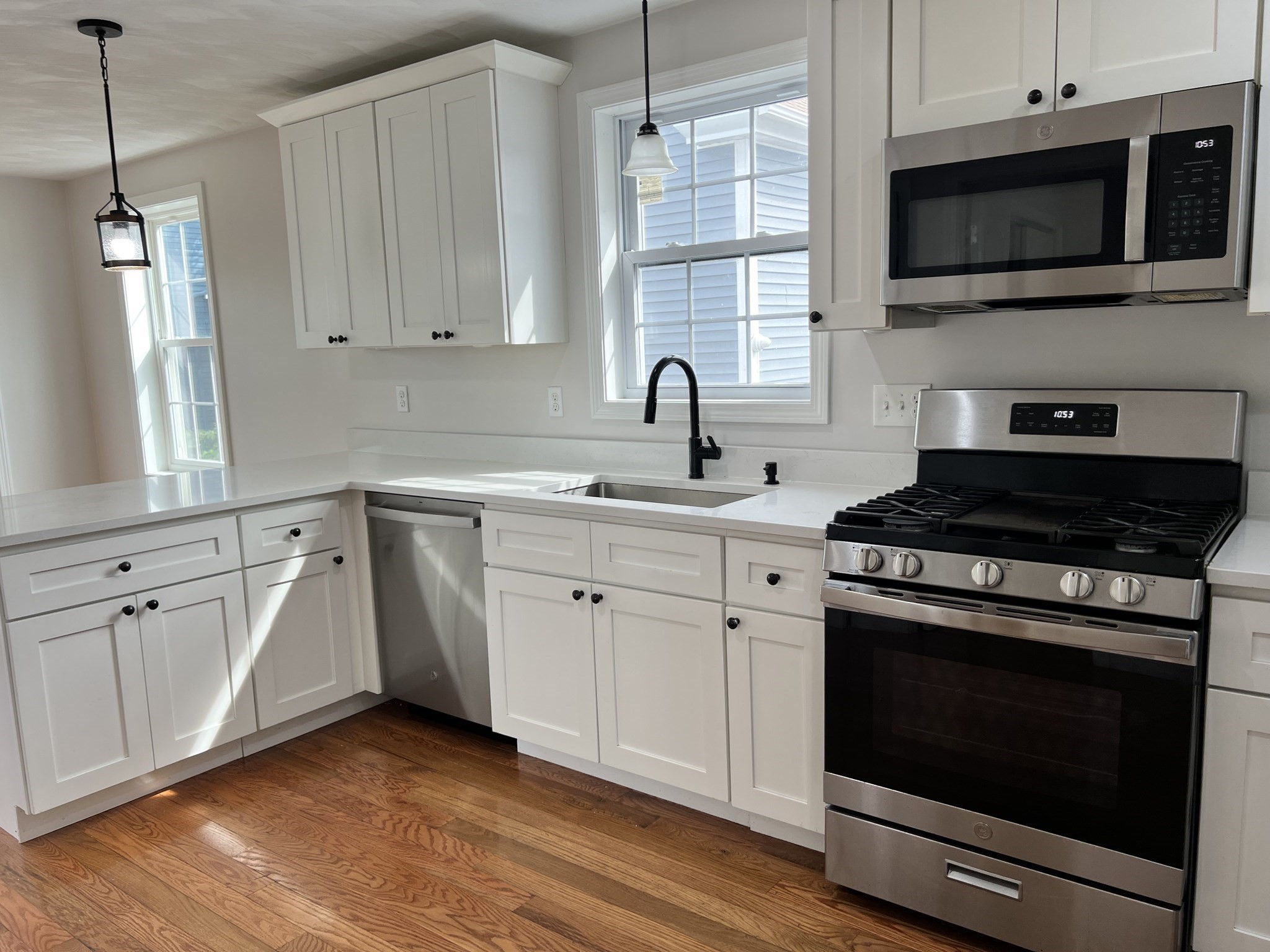 561 Potters Ave, Providence, RI 02907 - Image 7