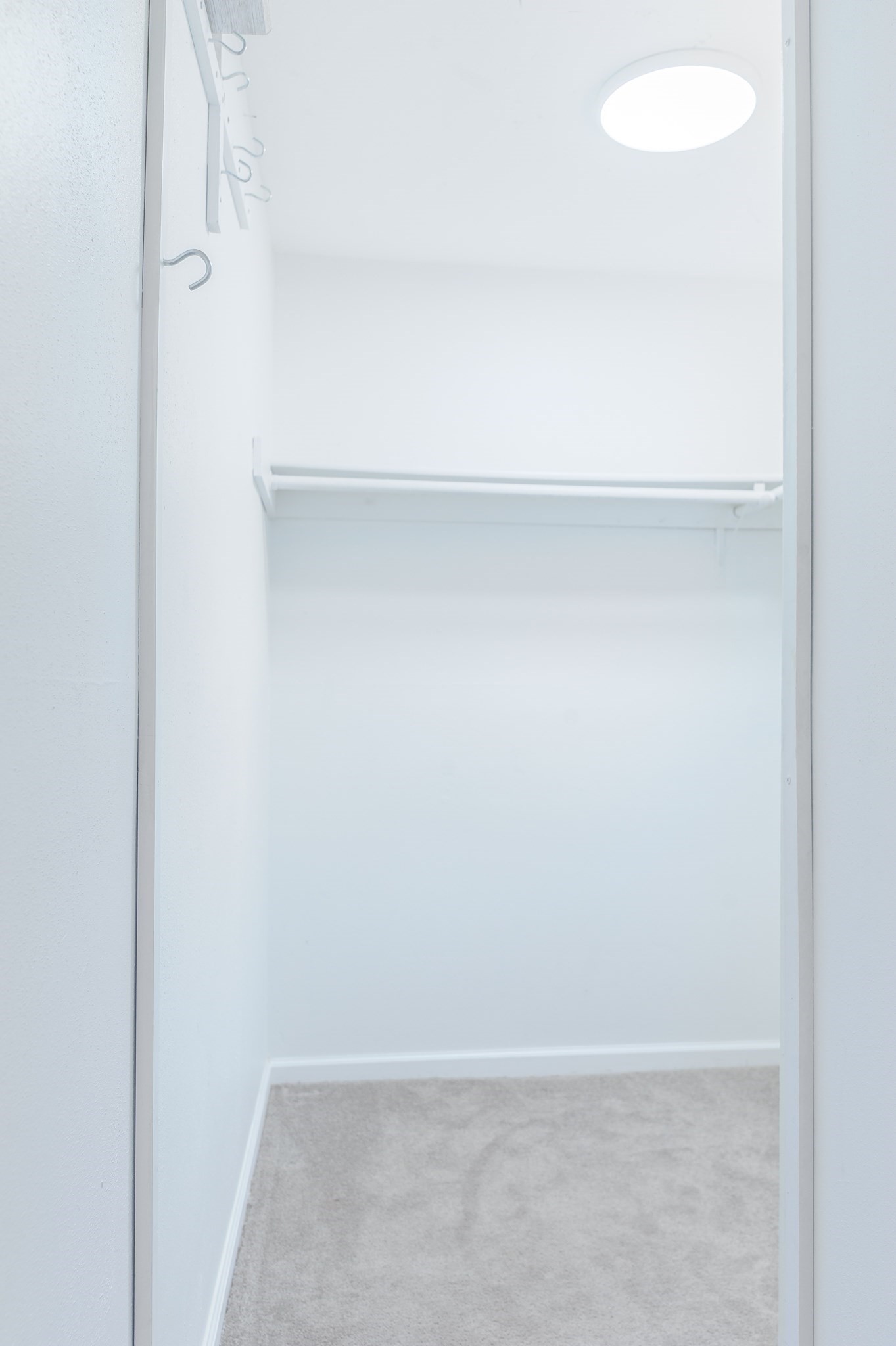 8 Shadowbrook Ln Unit 39, Milford, MA 01757 - Image 11