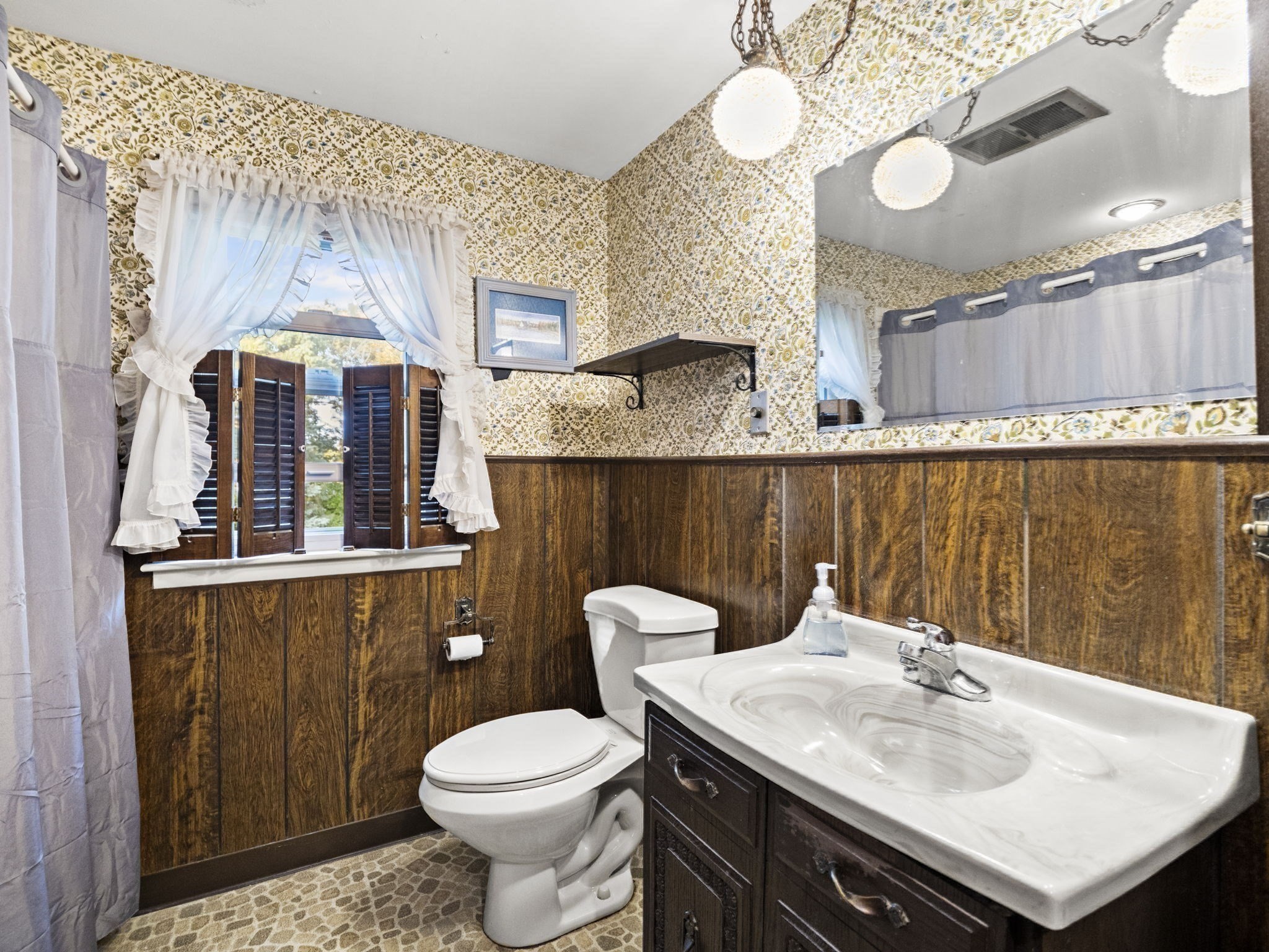 68 Housatonic Street, Worcester, MA 01606 - Image 17