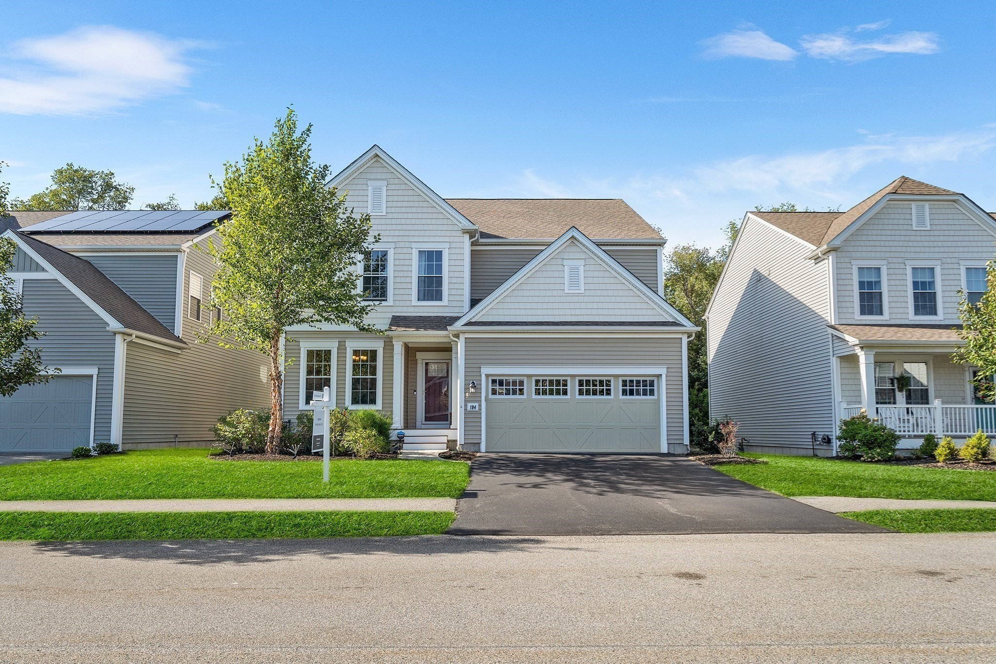 194 Stonehaven Dr, Weymouth, MA 02190